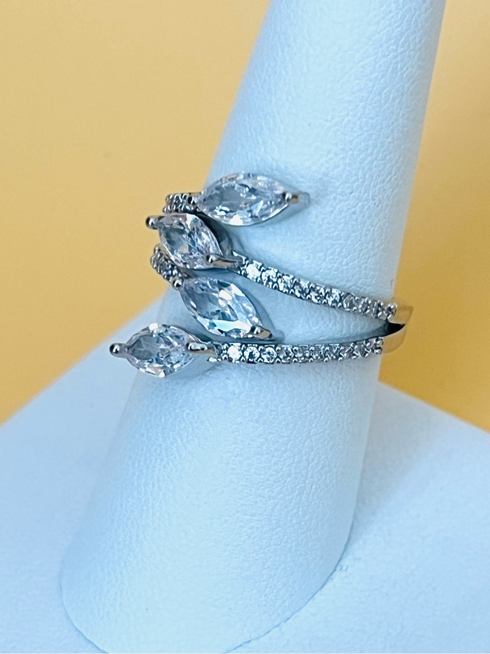 Stainless steel Leaf Ring size 8, clear CZ
